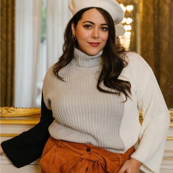 Colorblock Sweater - Picture 4 of 4